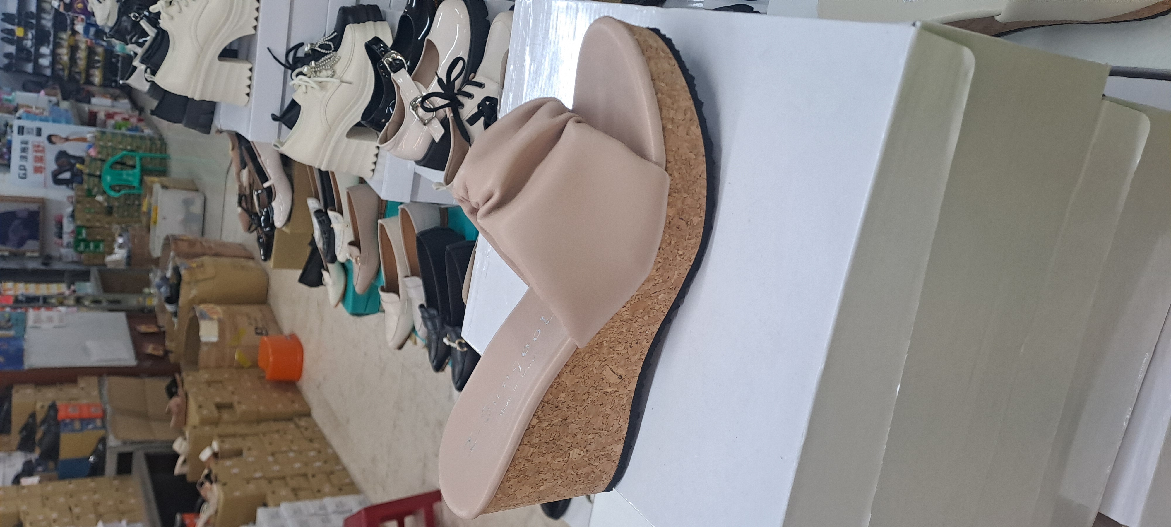 春夏新款台灣製造 前面雲朵 拖鞋高約8公分 09_335 7