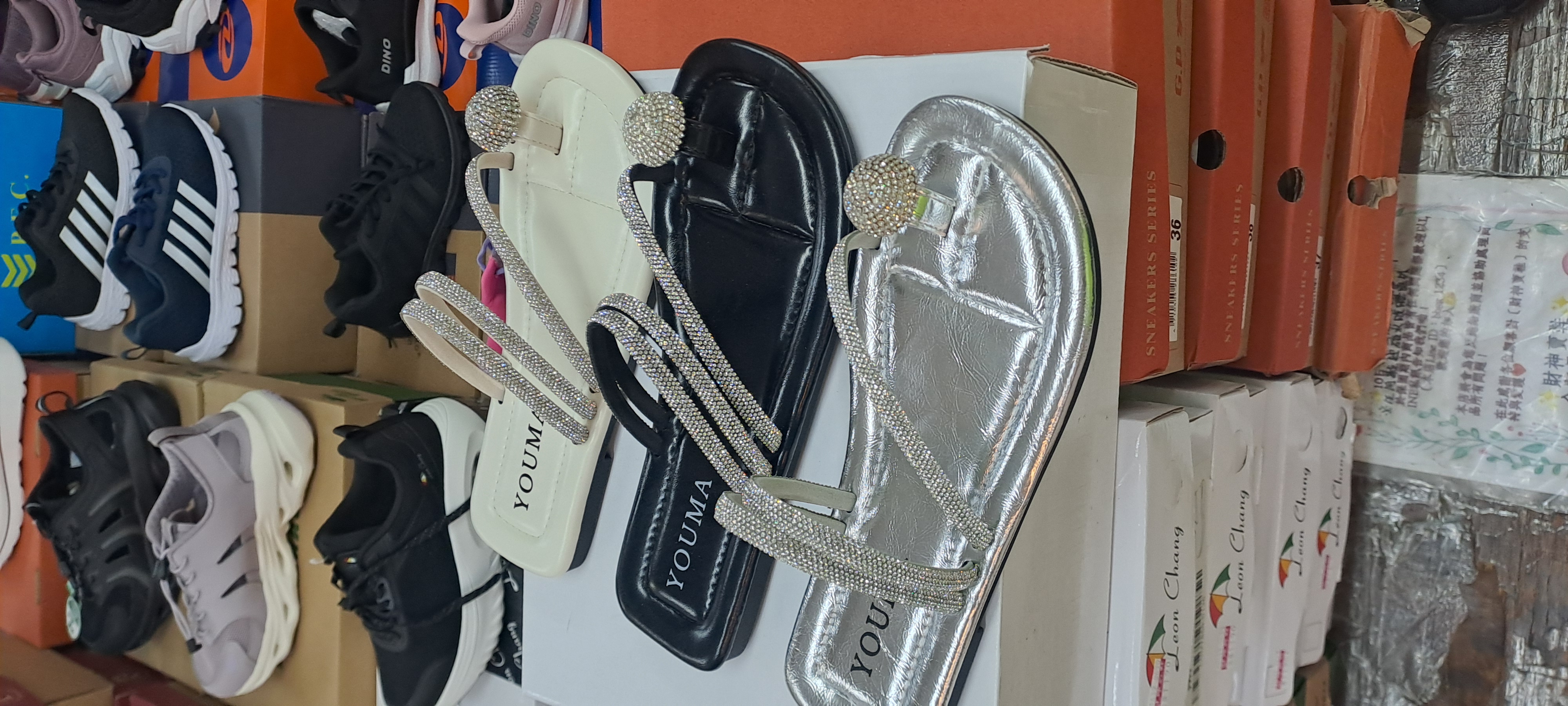 女士夾拇指涼鑽時尚拖涼鞋