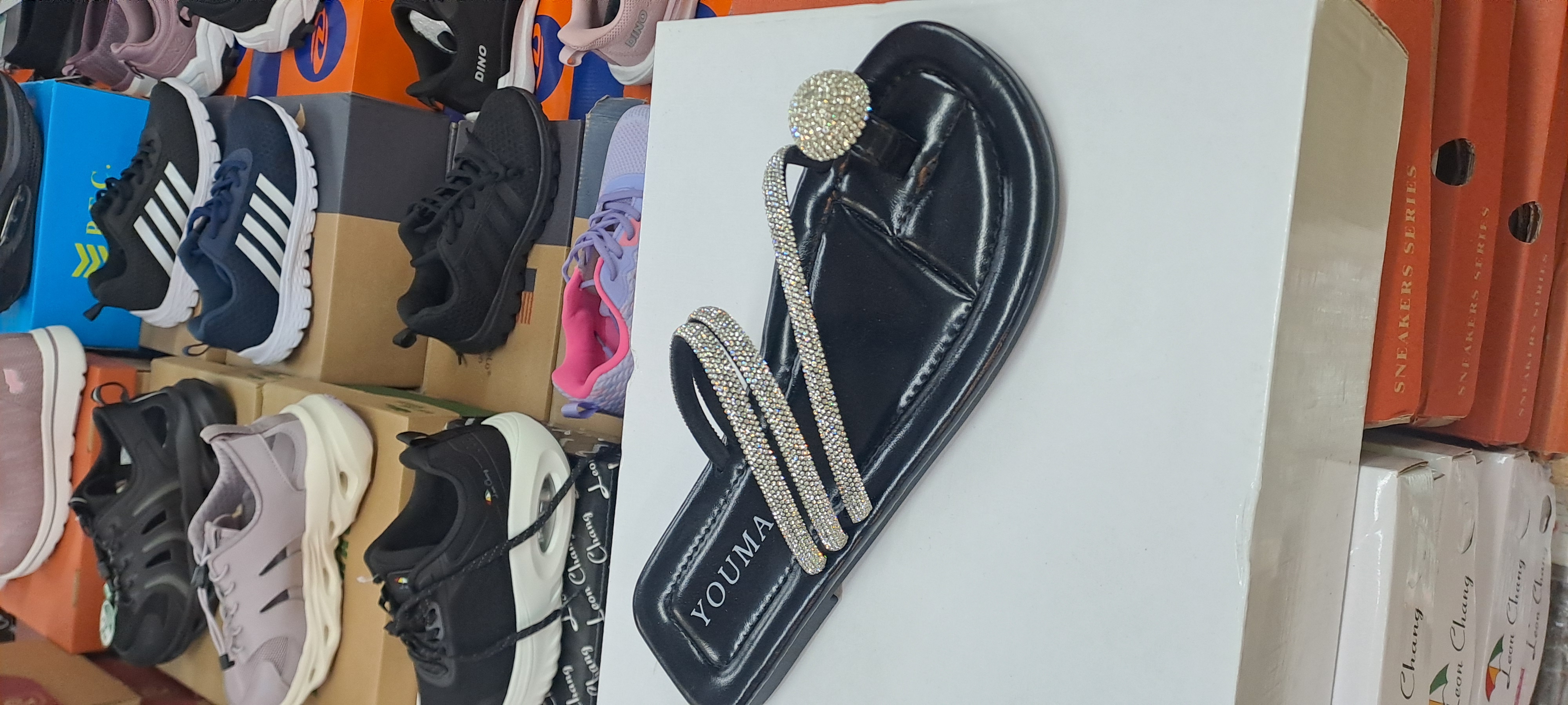 女士夾拇指涼鑽時尚拖涼鞋 5