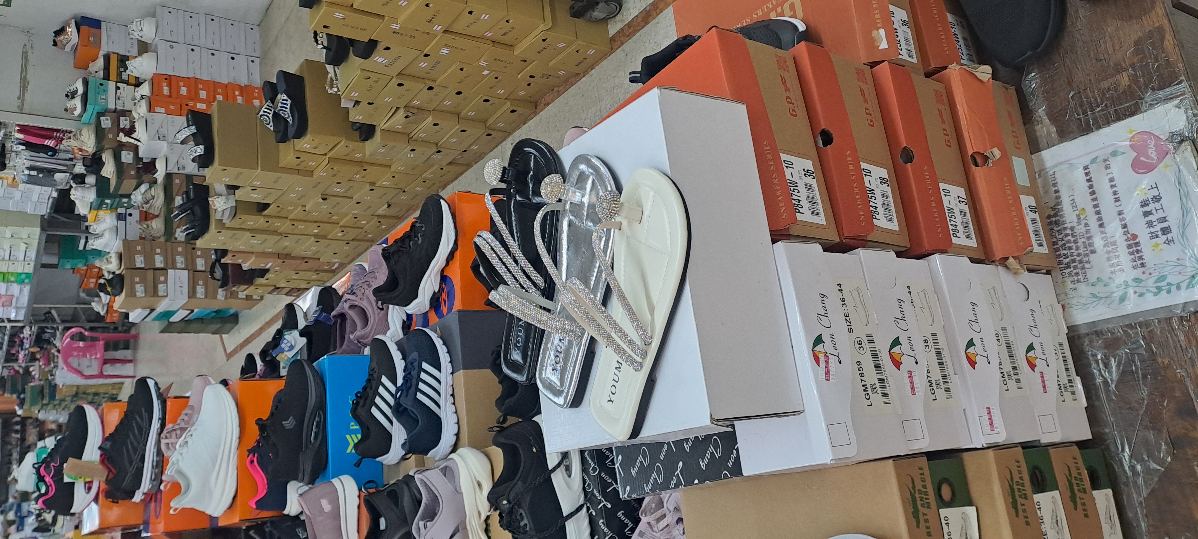 女士夾拇指涼鑽時尚拖涼鞋 8