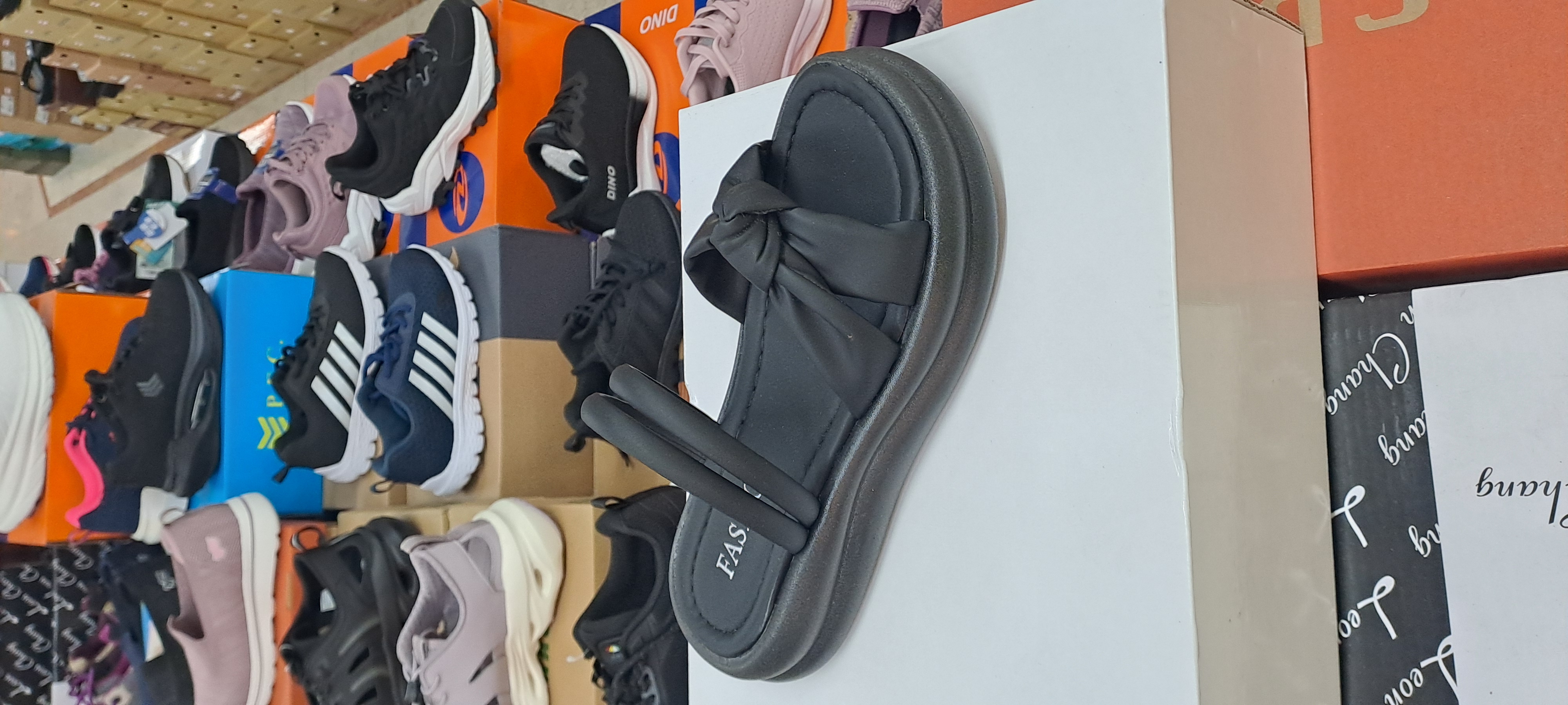 女士2026新款拖涼鞋 5